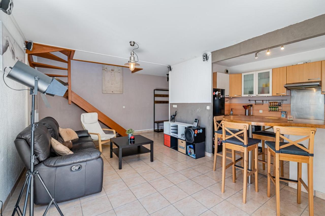 مارسيليا La Joliette; Duplex 2 Chambres, Parking Inclus+ Terrasse+ Ascenseur المظهر الخارجي الصورة